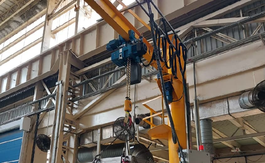 Pillar Cranes